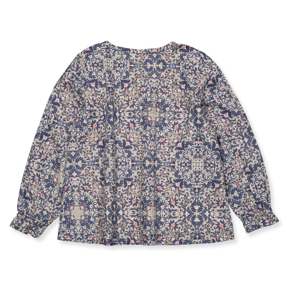 lS T-shirt
