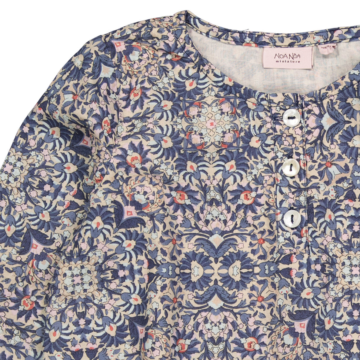 lS T-shirt