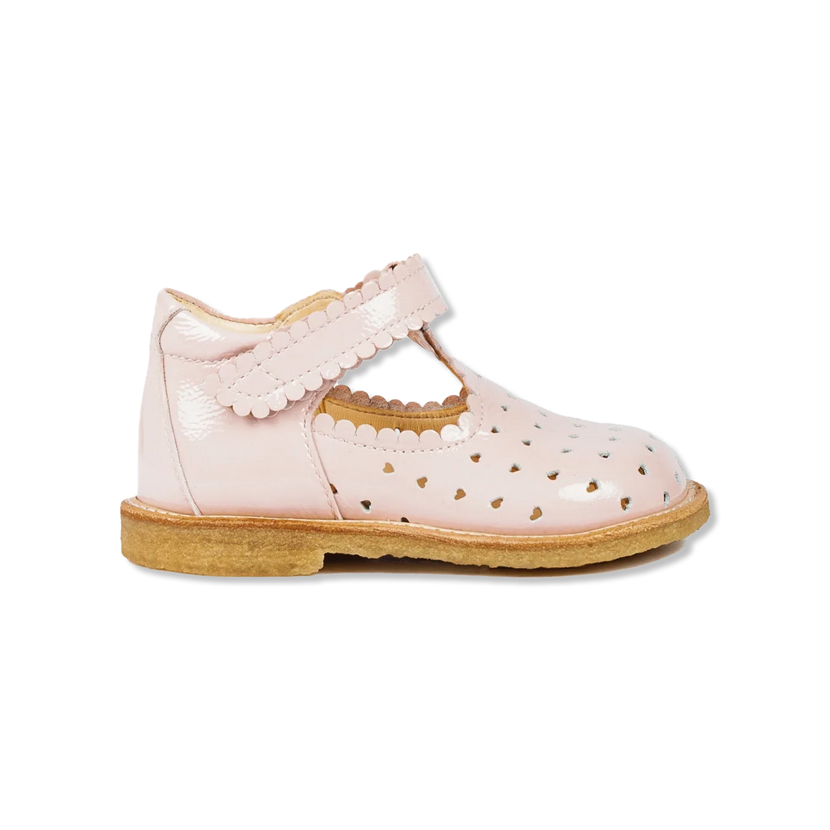 Closed sandals