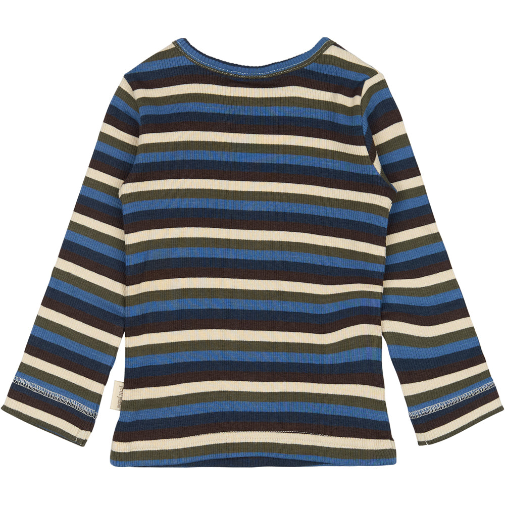 lS T-shirt