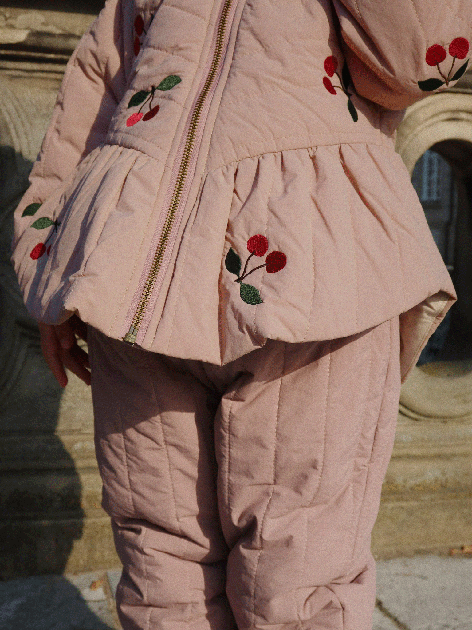 JUNA thermobekleidung