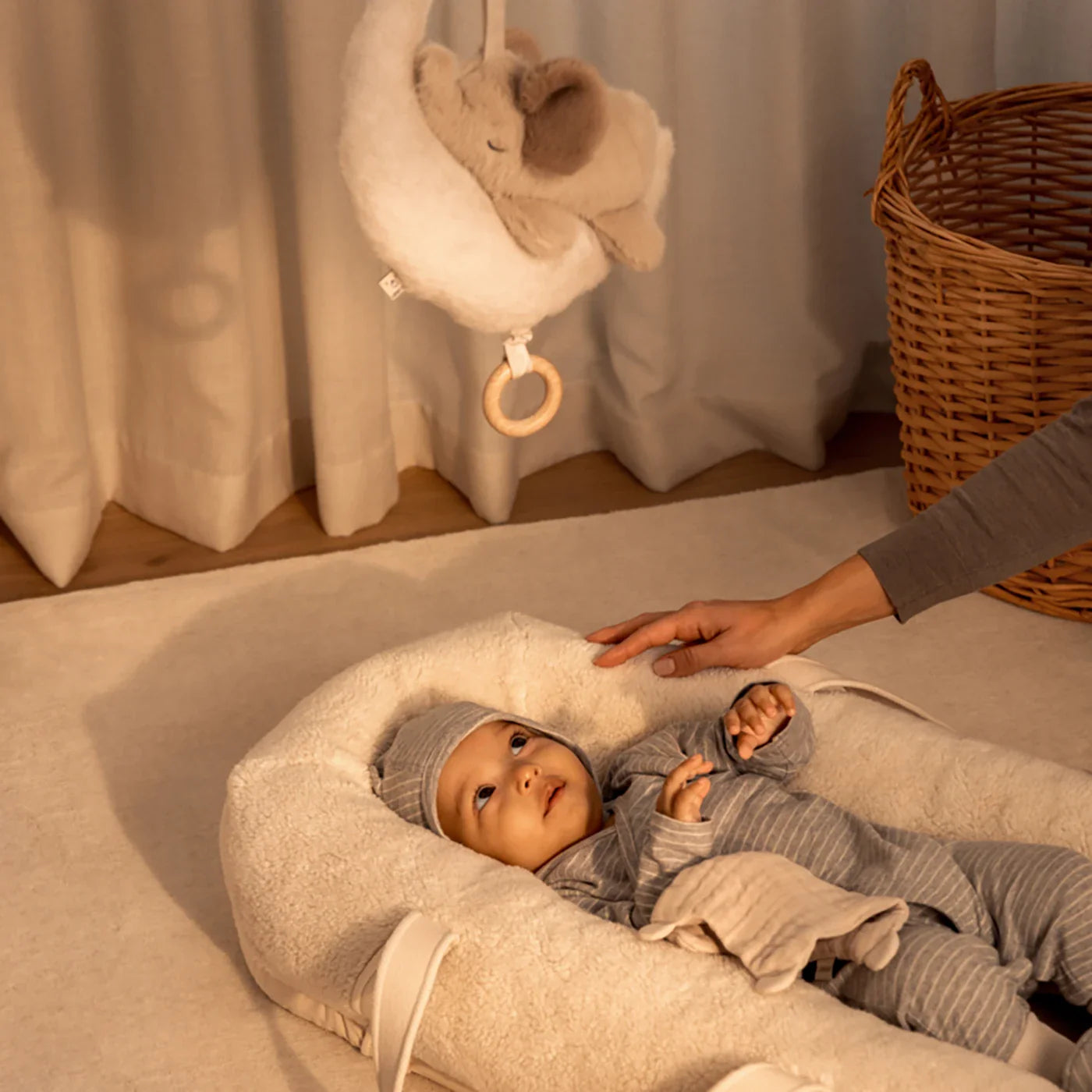 Mandy aktivitätsspielzeug