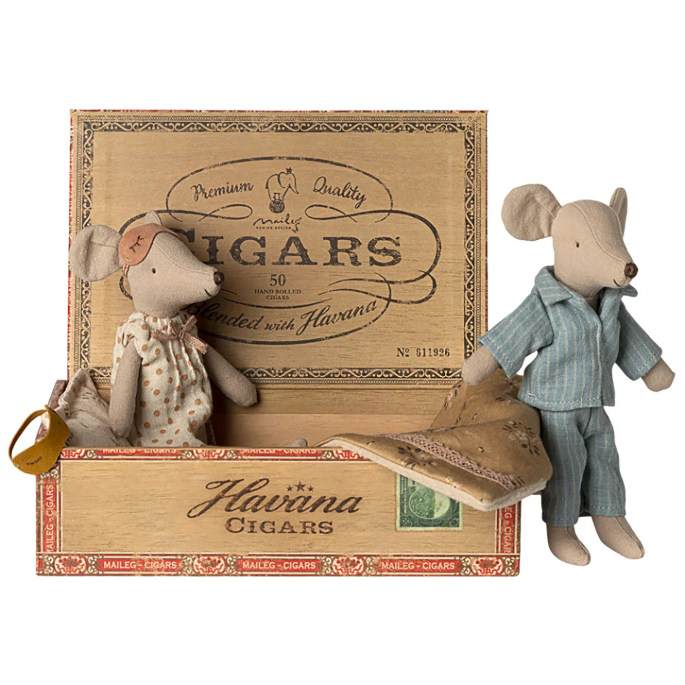 Parent mice dolls & accessories