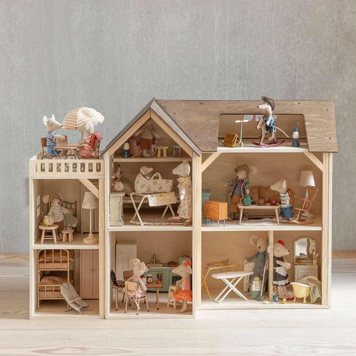 Furniture for mice