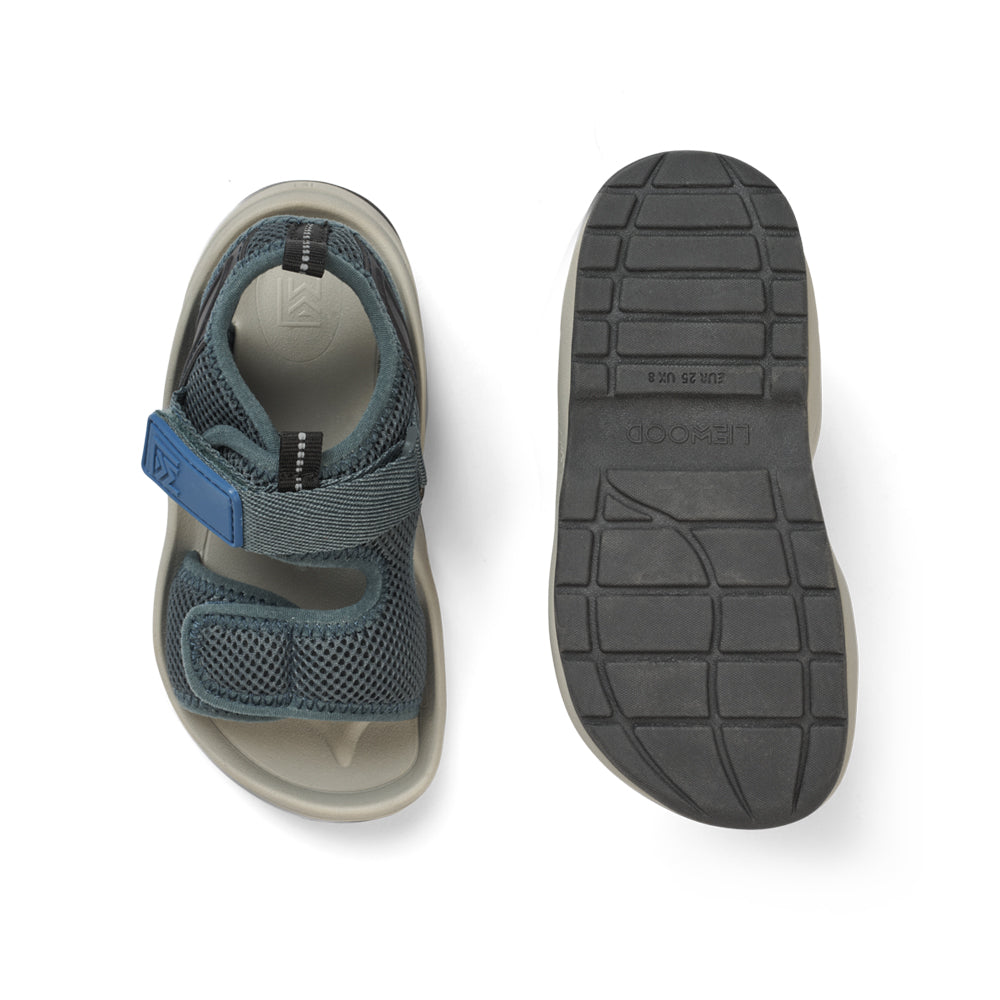 Christi sandalen