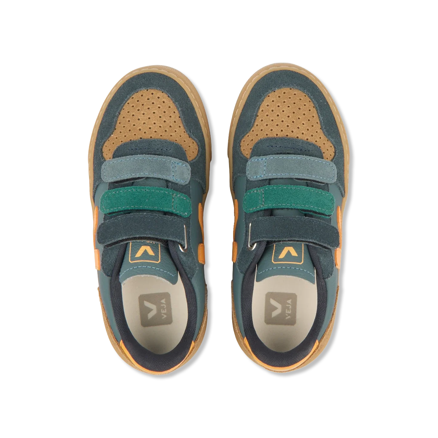 Small v-10 Sneaker
